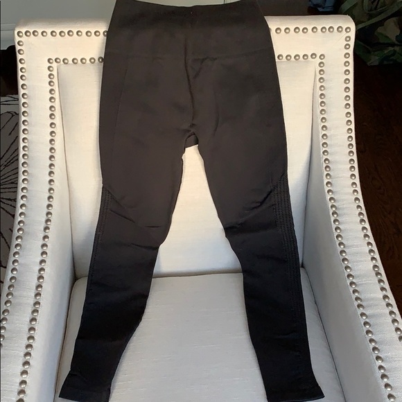 Lululemon Pants - Picture 1 of 3